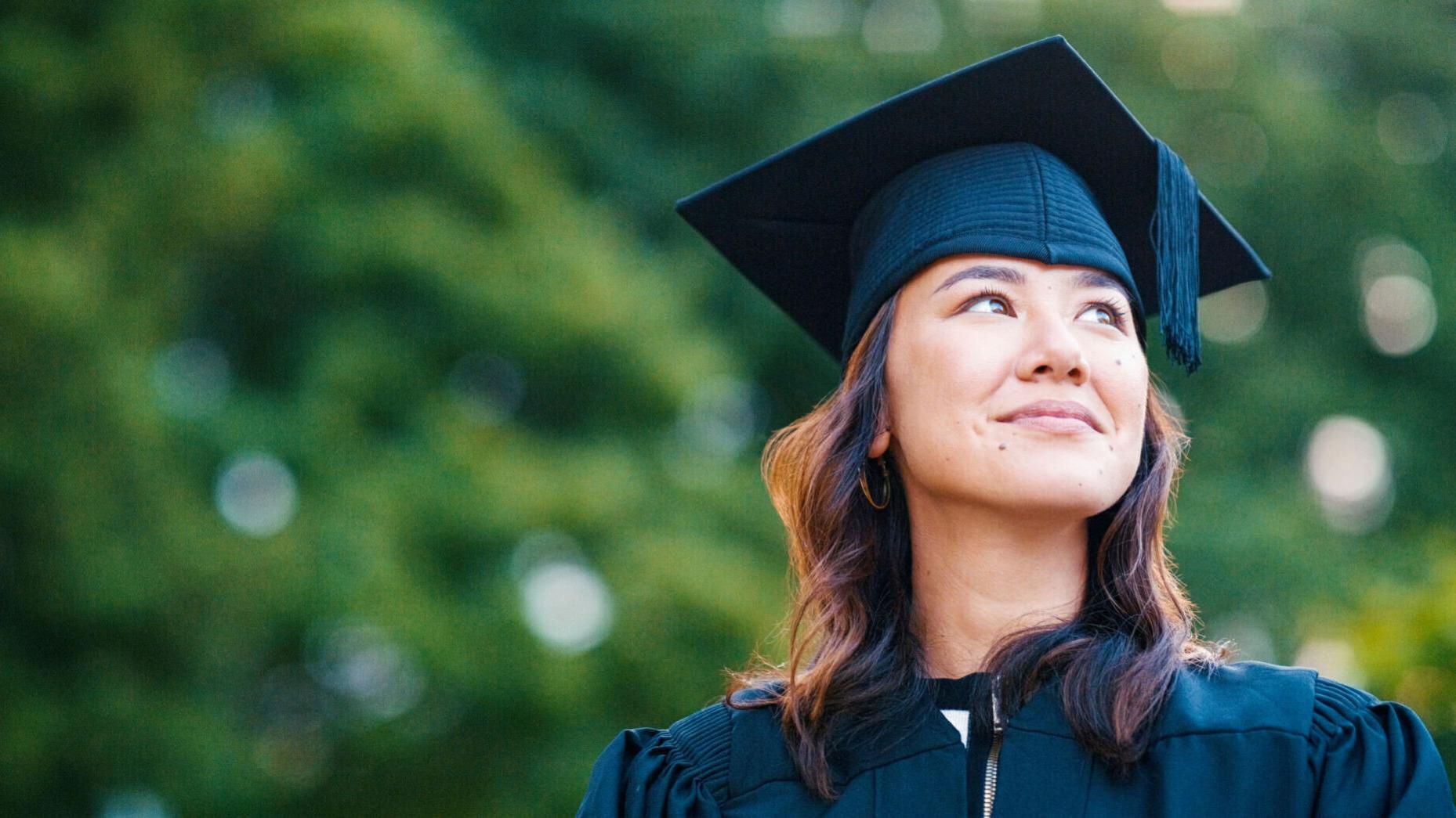 What Are the Benefits of Studying for a Graduate Certificate in Psychology Online?